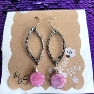 Tear drop pink druzy earrings.